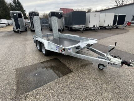 Ifor Williams GH1054BT Baumaschinen Anhänger mit Auffahrrampen