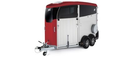 Ifor Williams HBX 511 Sattelkammer in Rot